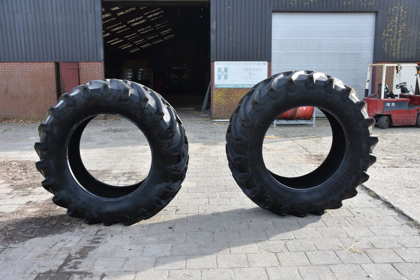 Trelleborg 650/65 R42