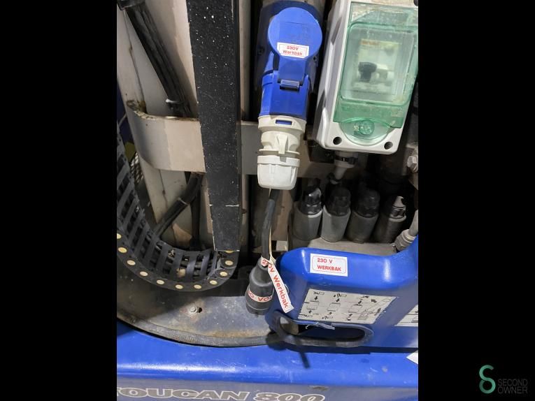 Vertical mast lift JLG Toucan 8E A 2007