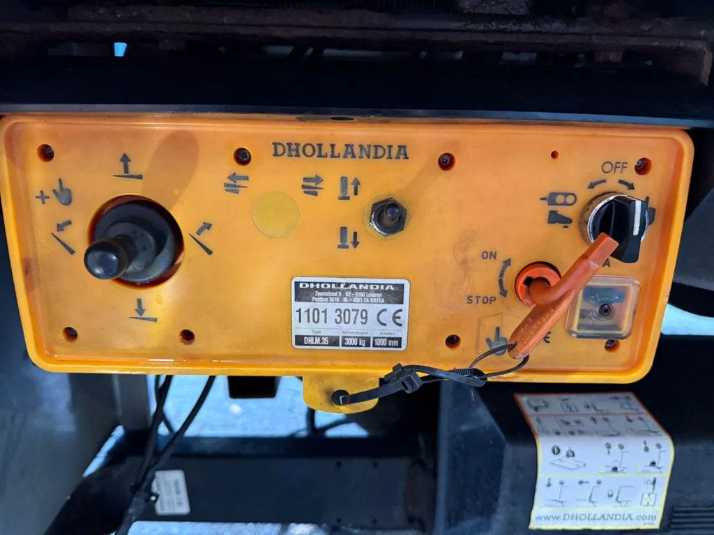 MAN TGS 26.320 Koffer Stuuras AHK 3.000KG LBW 373.230KM! NL Truck APK/TUV 18-03-2026