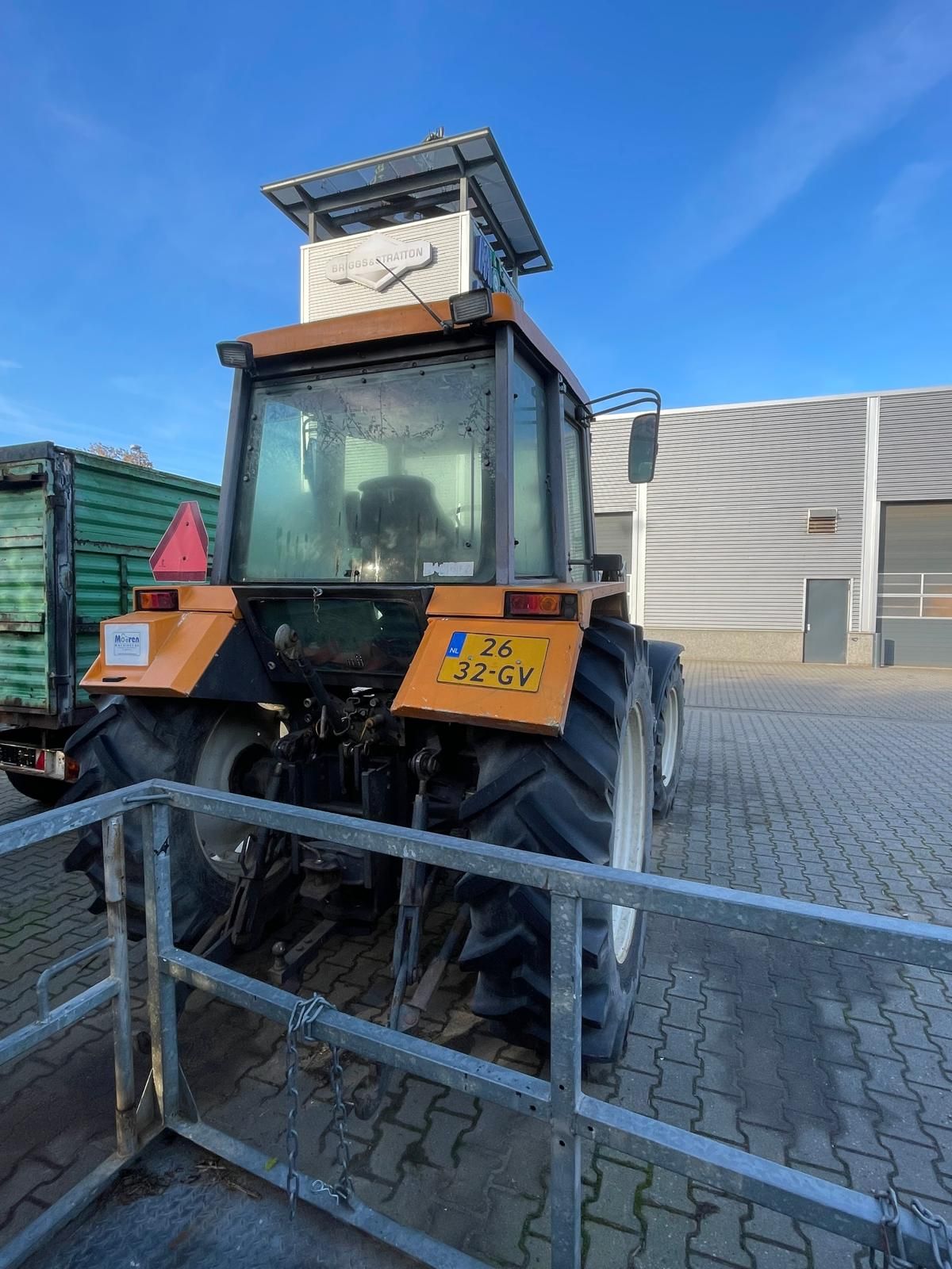Renault Temis 550X met voorlader