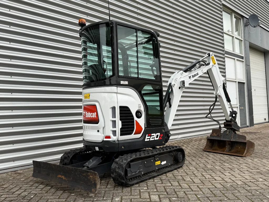 Bobcat E20z