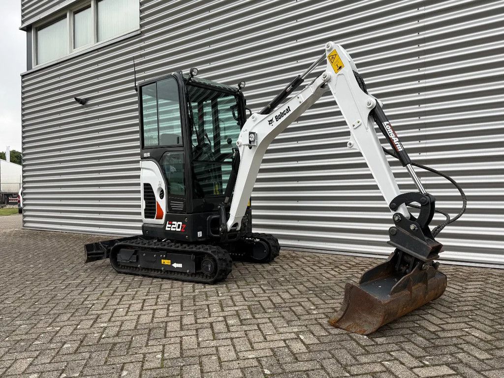 Bobcat E20z