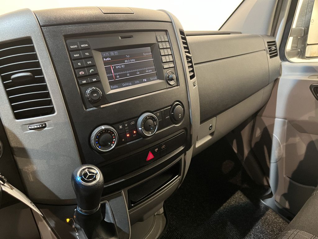 Mercedes-Benz Sprinter 314 CDI RWD Automaat Bakwagen / Meubelbak / Euro 6 / Airco / Cruise Control / Camera / 3-Zits