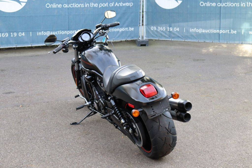 Motorcycle Harley-Davidson Night Rod Special Petrol 2008 (Margin)