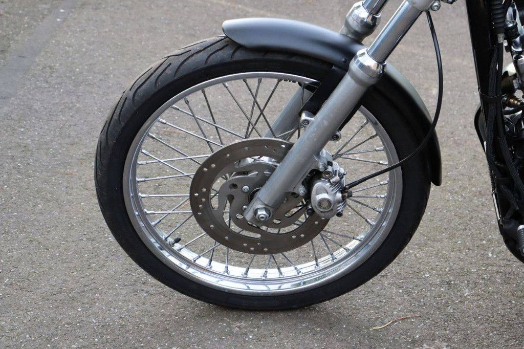 Motorcycle Harley-Davidson XL1200V Seventy-Two Petrol 2013 (Margin)