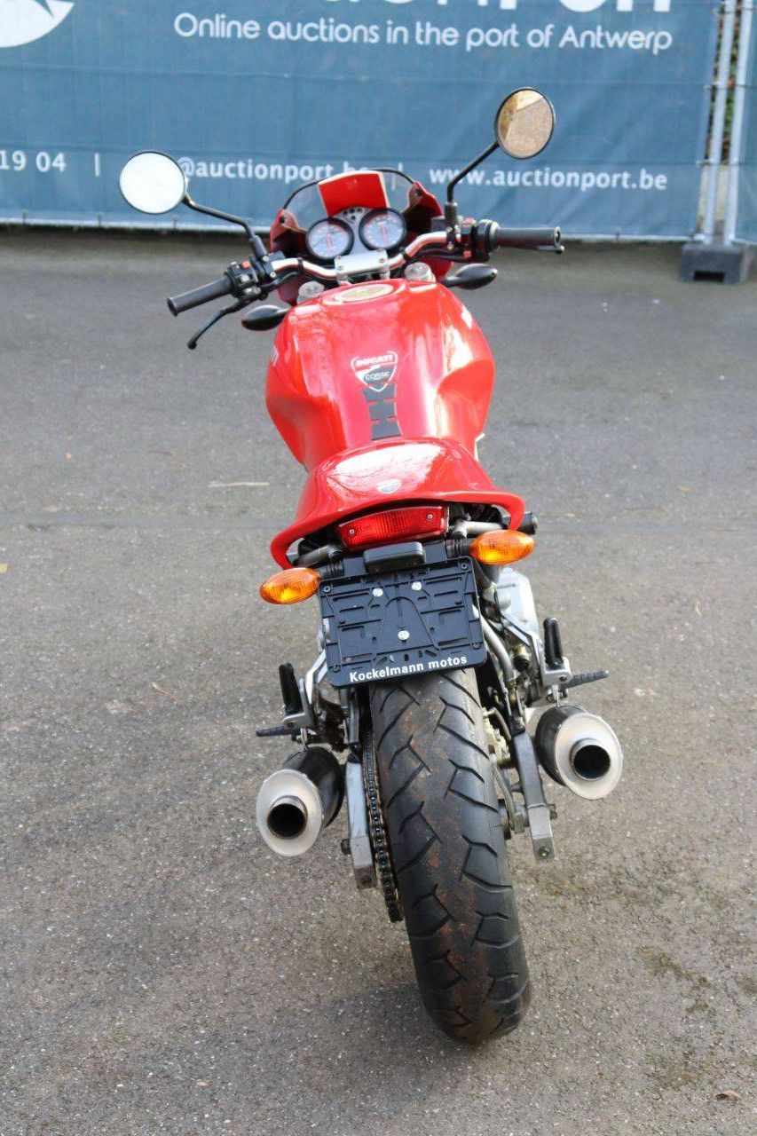 Motor Ducati Monster 600 Petrol 2001 (Margin)