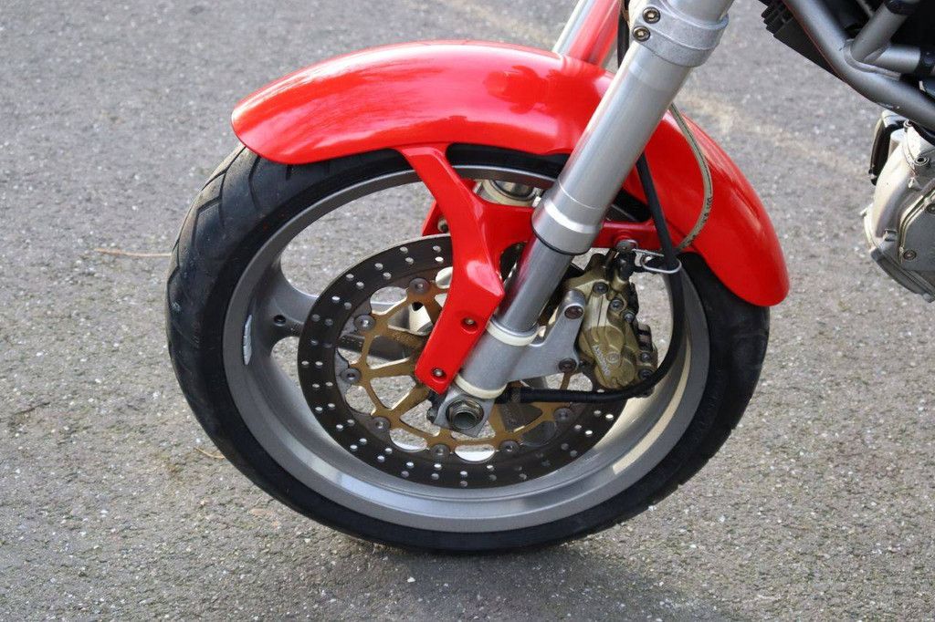 Motor Ducati Monster 600 Petrol 2001 (Margin)