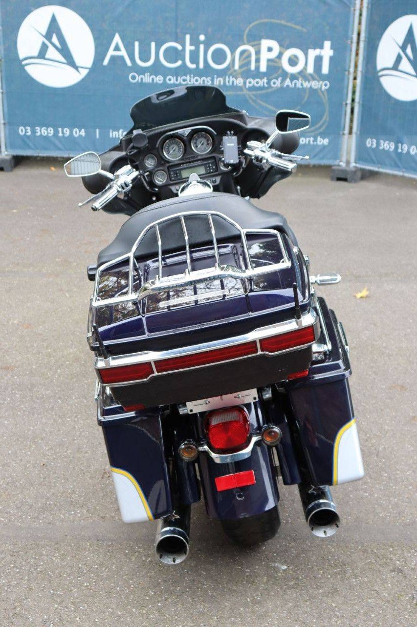 Harley-Davidson ULTRA CLASSIC CVO Petrol 2012 (Margin)