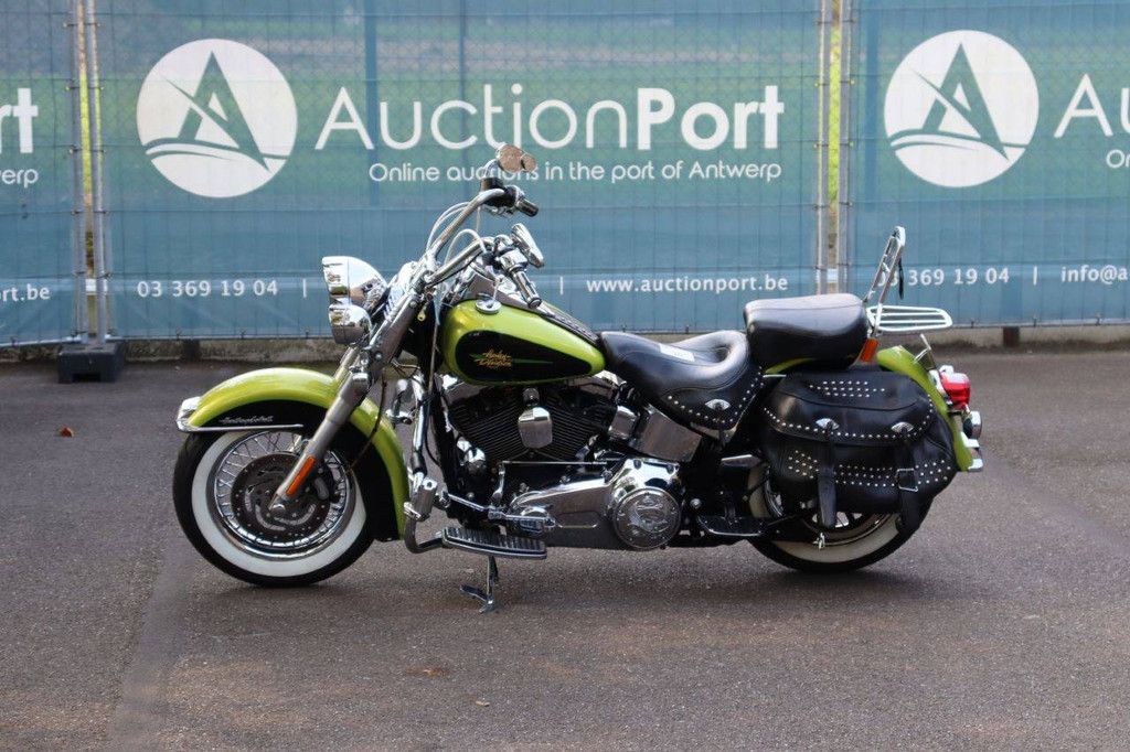 Harley-Davidson Heritage Softail Classic Gasoline 2011