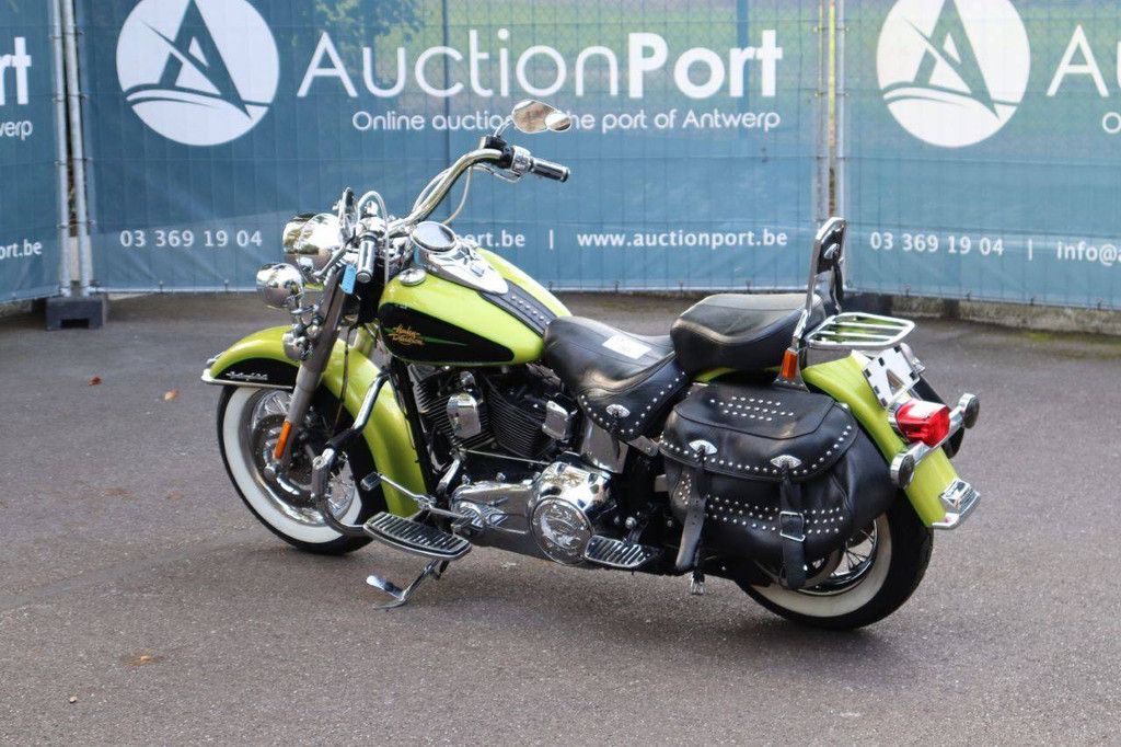 Harley-Davidson Heritage Softail Classic Gasoline 2011
