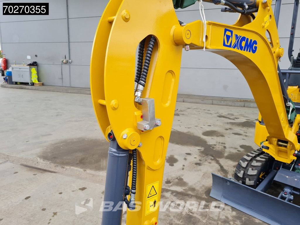 XCMG XE18 E GARANTÍA FÁBRICA - SITUADA EN GRANADA