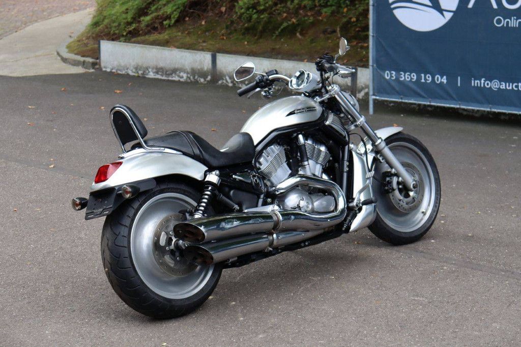 Harley-Davidson V-Rod VRSC Benzin 2004