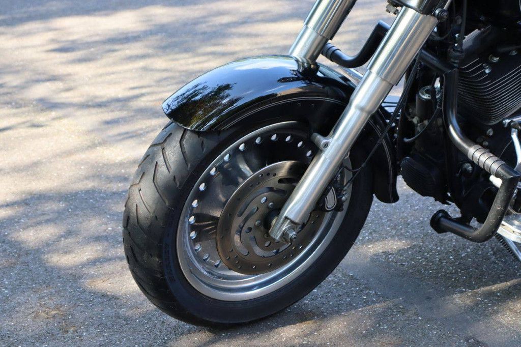 Harley-Davidson Fat Boy Benzin 2013