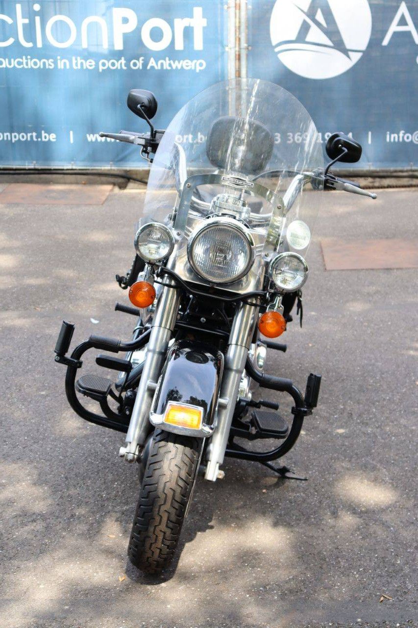 Harley-Davidson Heritage Softail Classic Benzine 2013