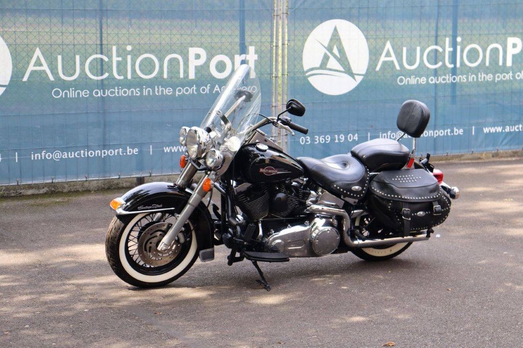 Harley-Davidson Heritage Softail Classic Benzine 2013