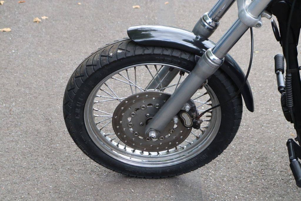 Harley-Davidson Dyna Street Bob Benzine 2008