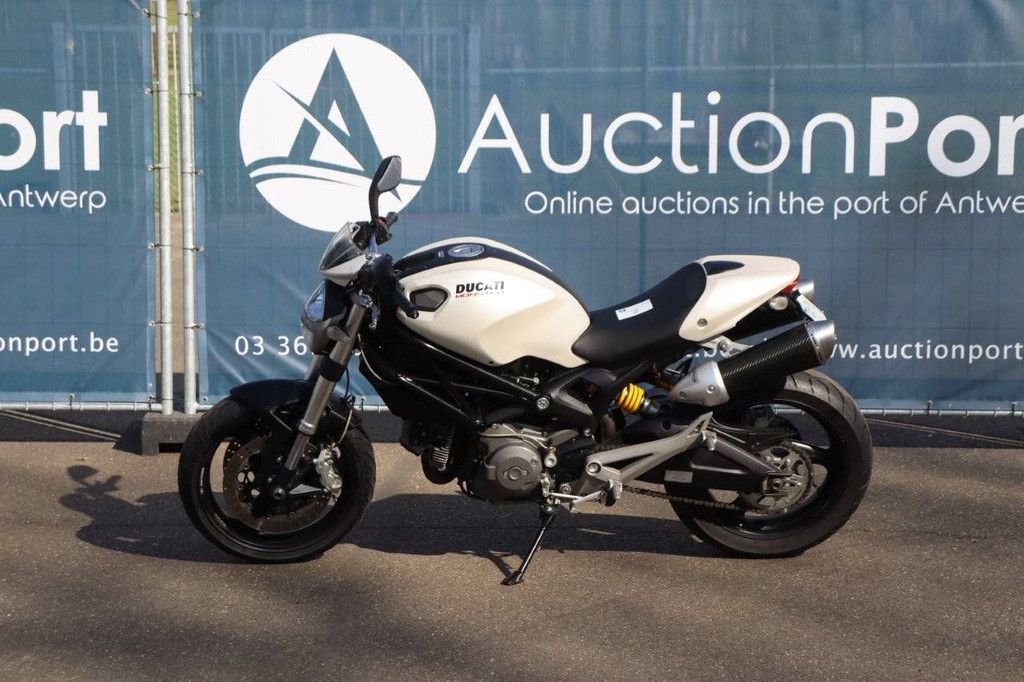 Motor Ducati MONSTER 696 Benzine 2008 (Marge)