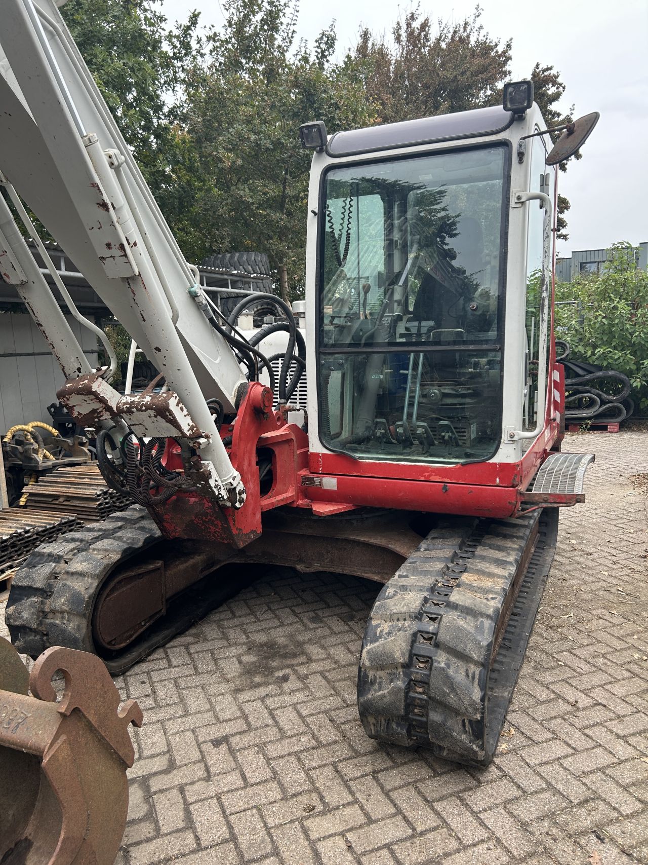 7 tons graafmachine met maaikorffunctie - Takeuchi TB070