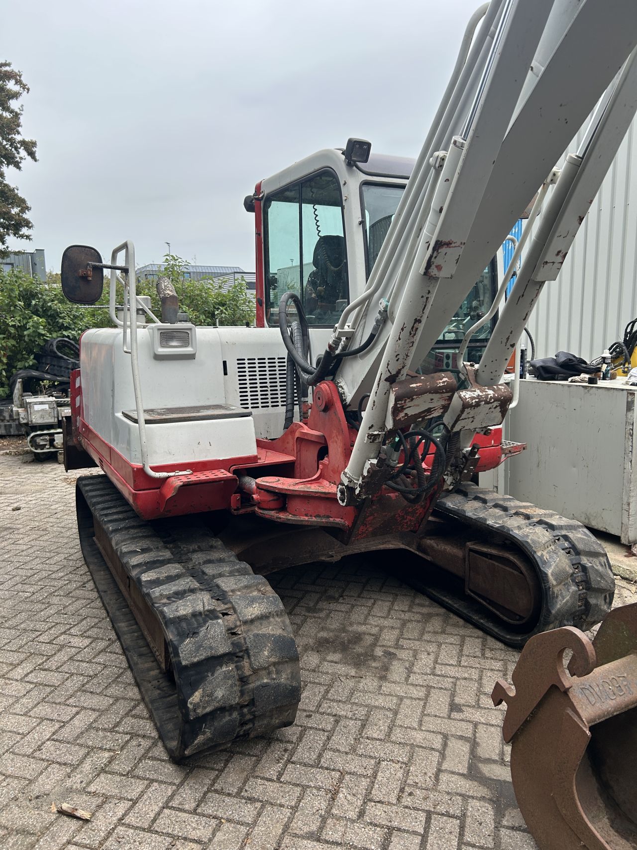 7 tons graafmachine met maaikorffunctie - Takeuchi TB070