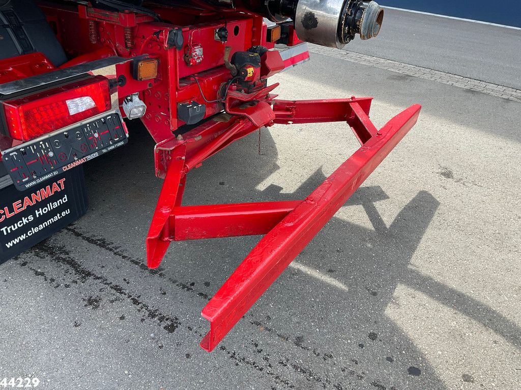 Scania G 440 6x4 Saugwagen