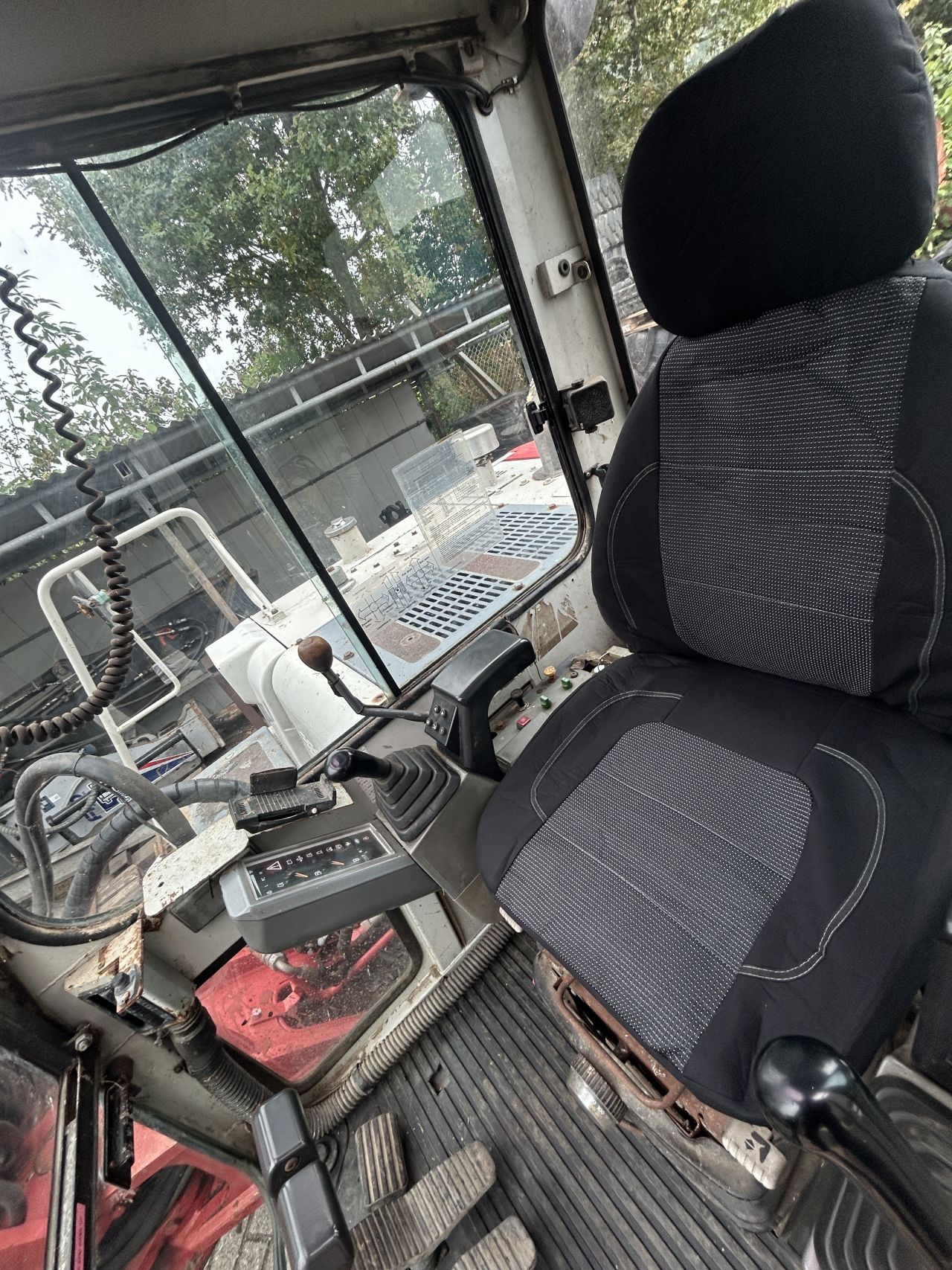 7 tons graafmachine met maaikorffunctie - Takeuchi TB070