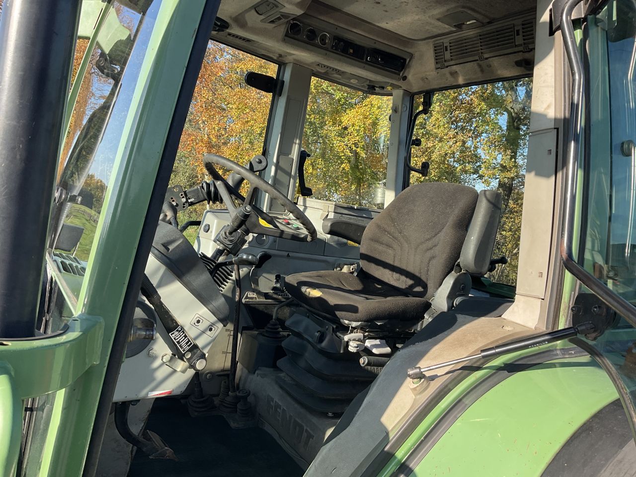 Fendt 309c turbomatik met mailleux mx 100 frontlader