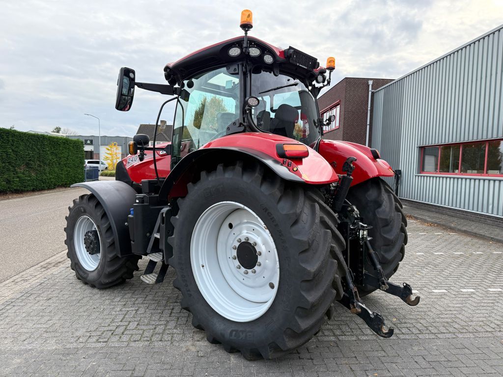 Case IH PUMA 240 CVX Stage V