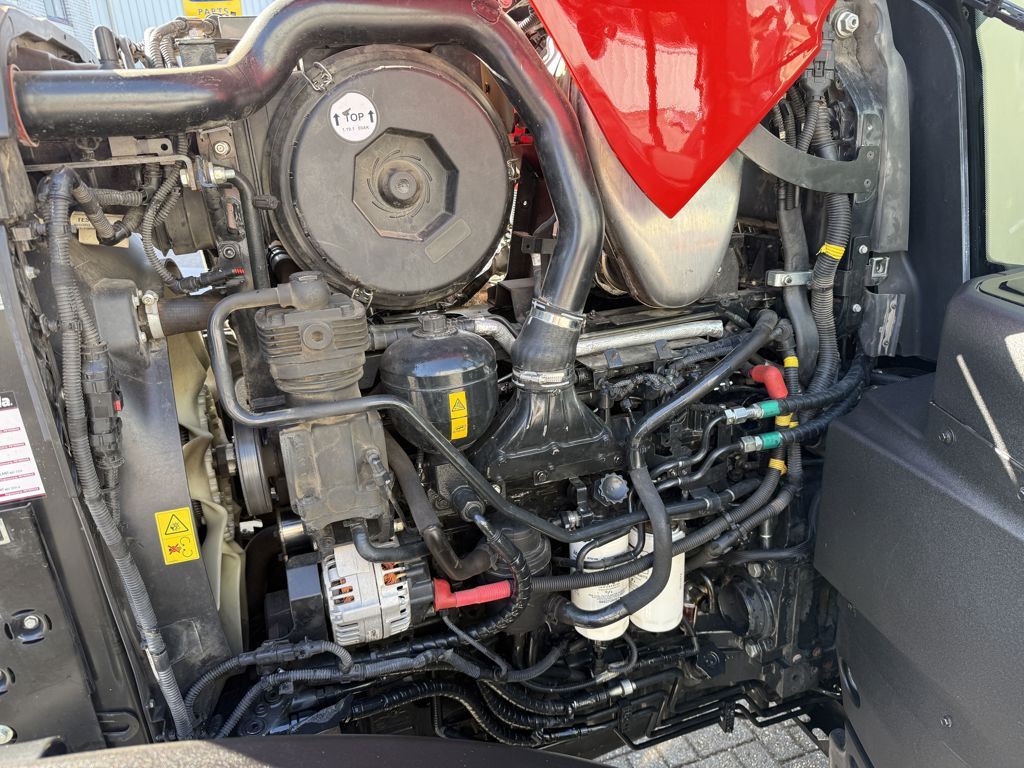 Case IH Puma 240 CVX Stage V AFS Connect
