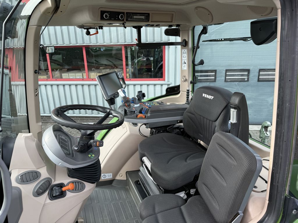 Fendt 720 S4 Vario Profi Plus
