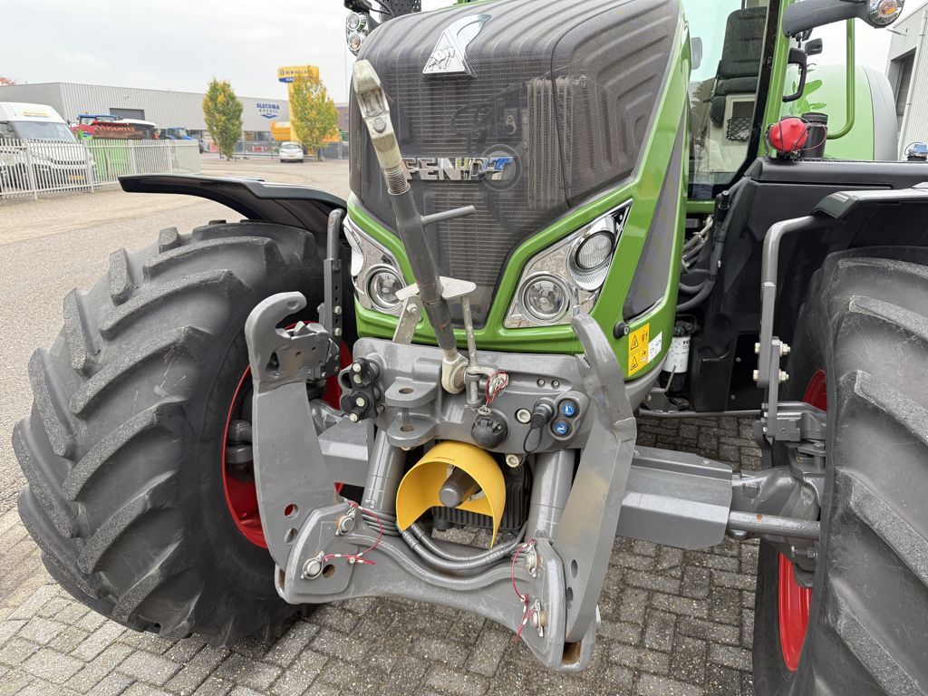 Fendt 720 S4 Vario Profi Plus