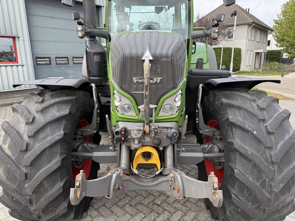 Fendt 724 Vario Gen 6 Profi Plus