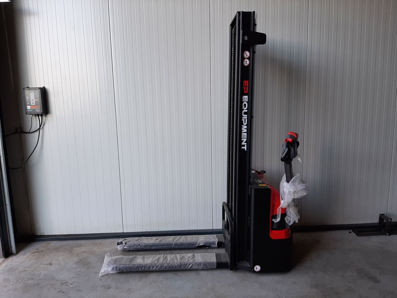 EP es15-15es elektrische stapelaar 3600 mm 1500 kg demo