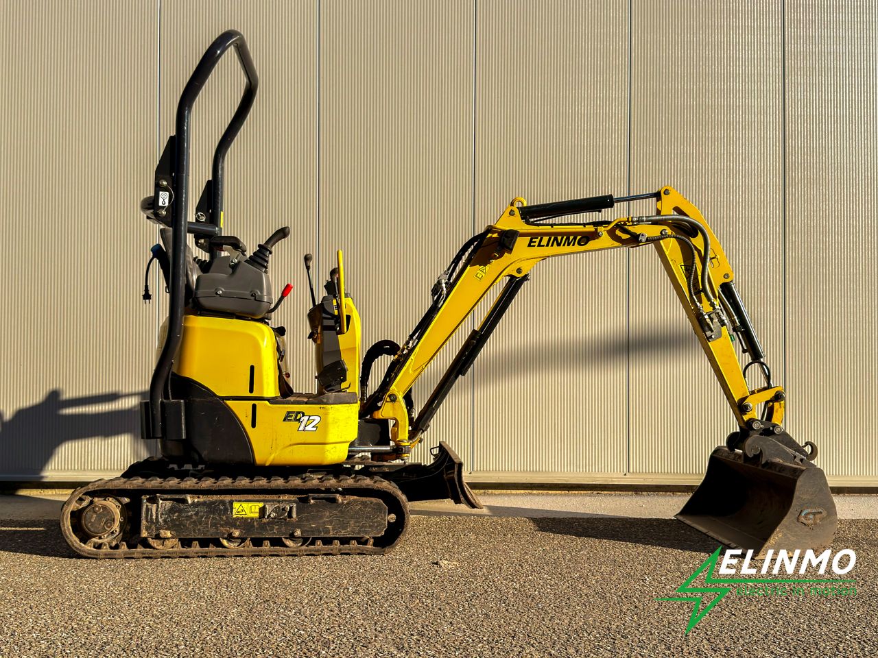 Elinmo ED12 | Elektrische minigraver, wisselbare accutechniek