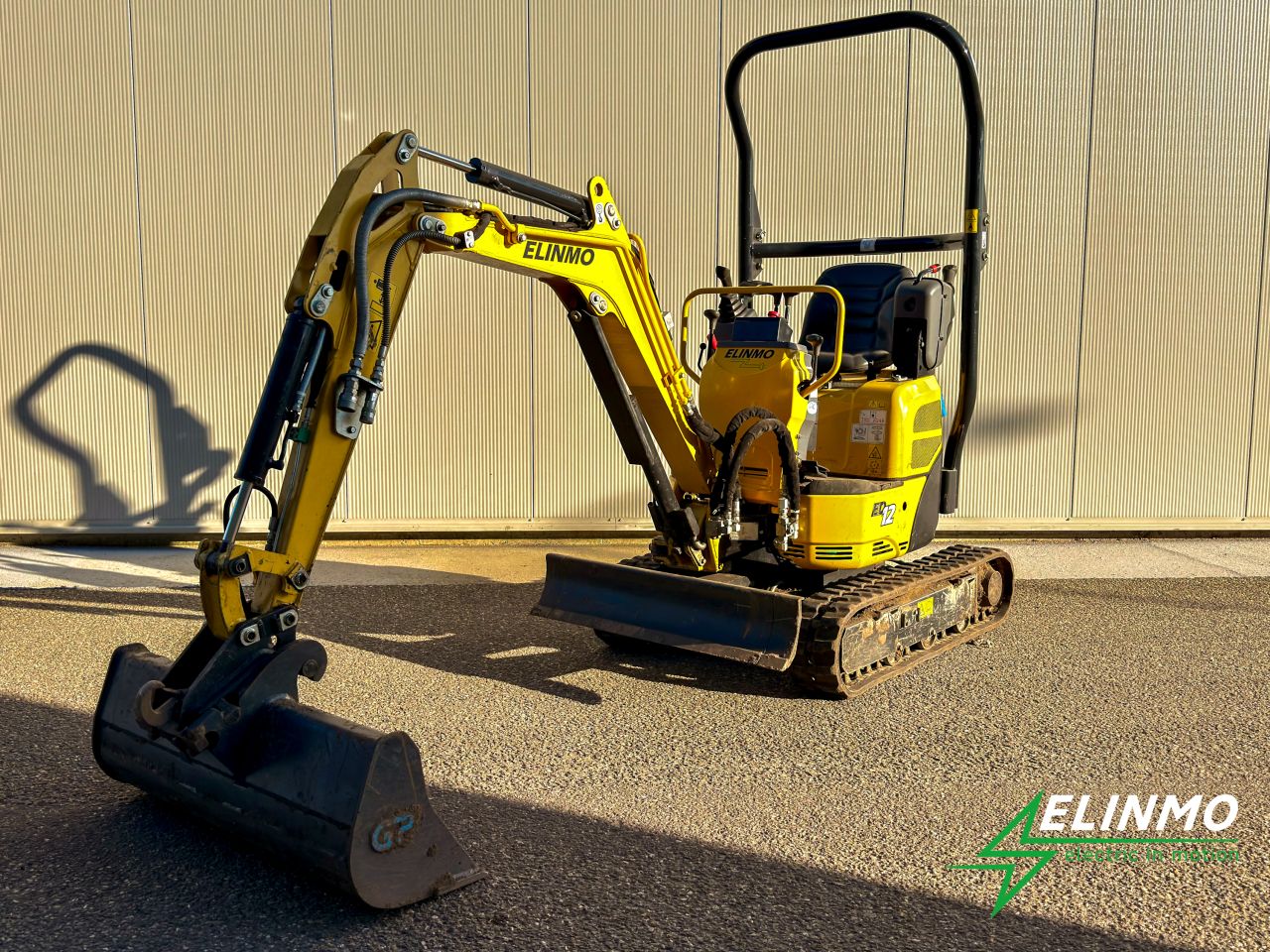 Elinmo ED12 | Elektrische minigraver, wisselbare accutechniek