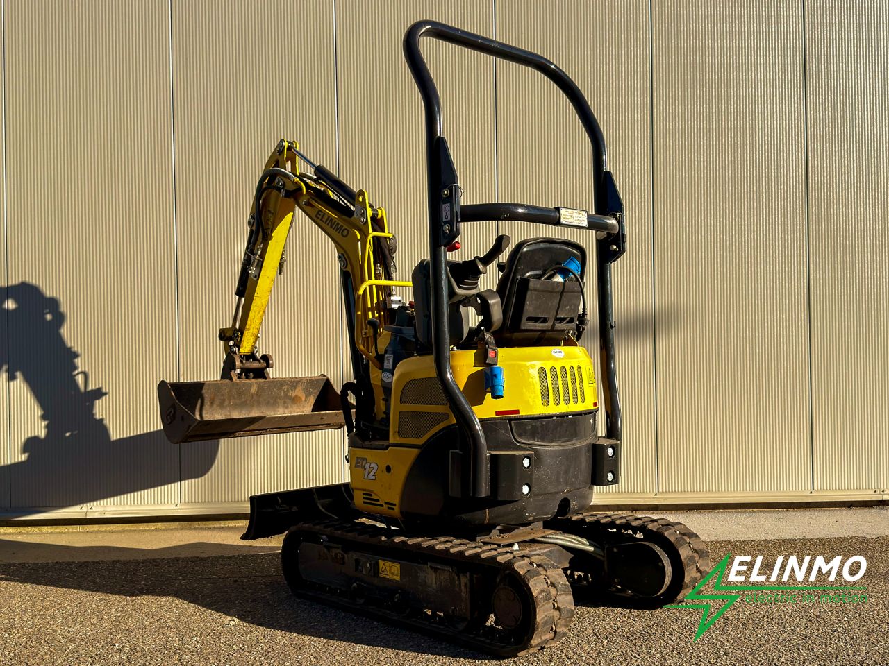 Elinmo ED12 | Elektrische minigraver, wisselbare accutechniek