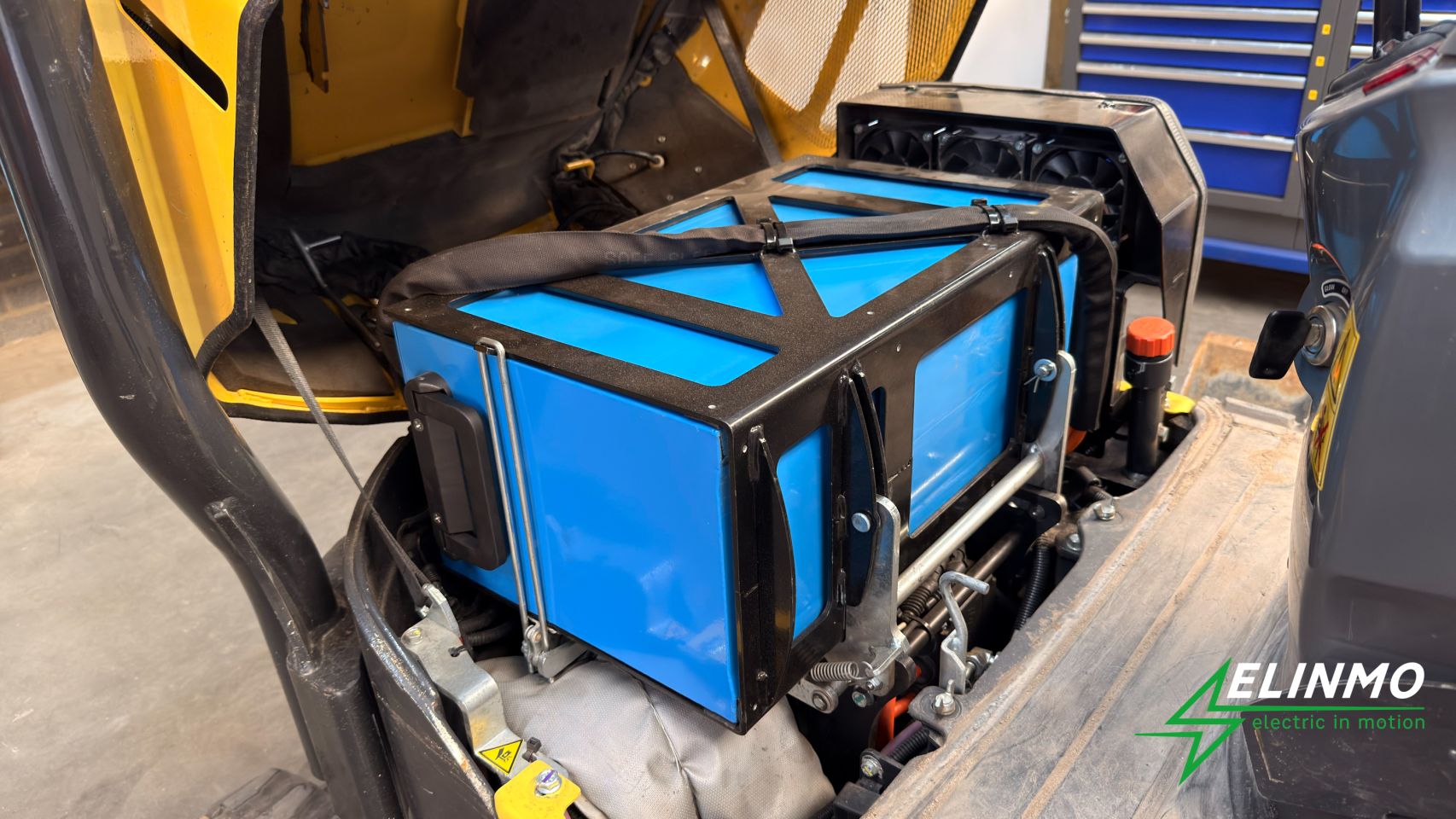 Elinmo ED12 | Elektrische minigraver, wisselbare accutechniek