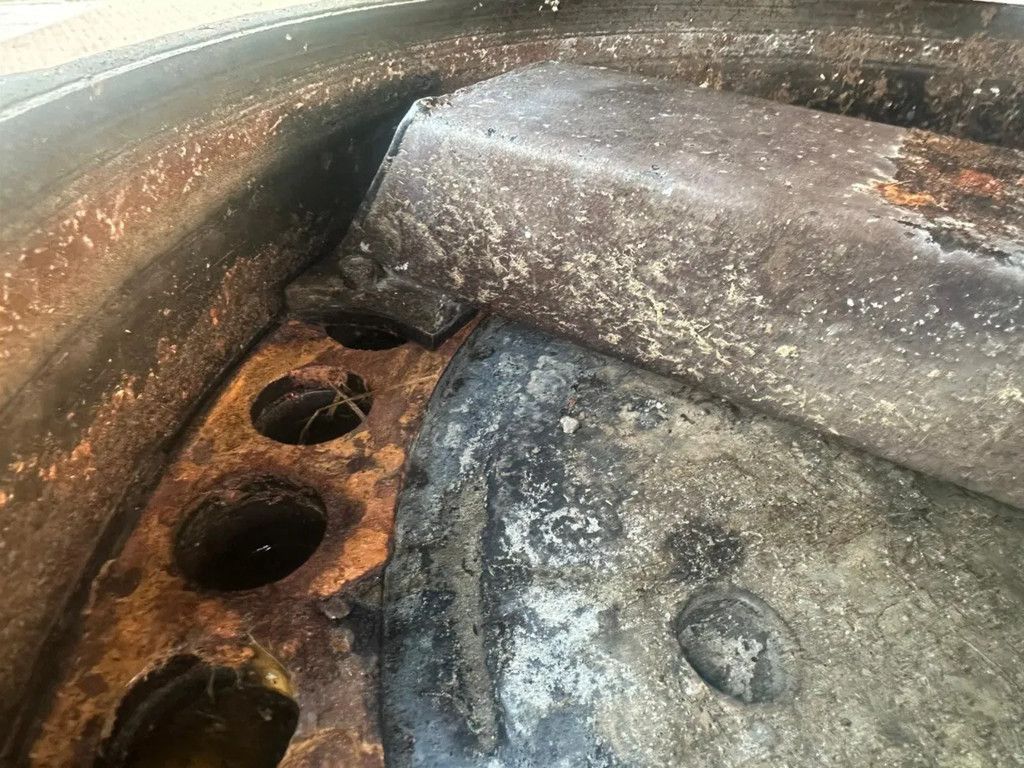 Veenhuis VMB 7500 + bemester slootsmid