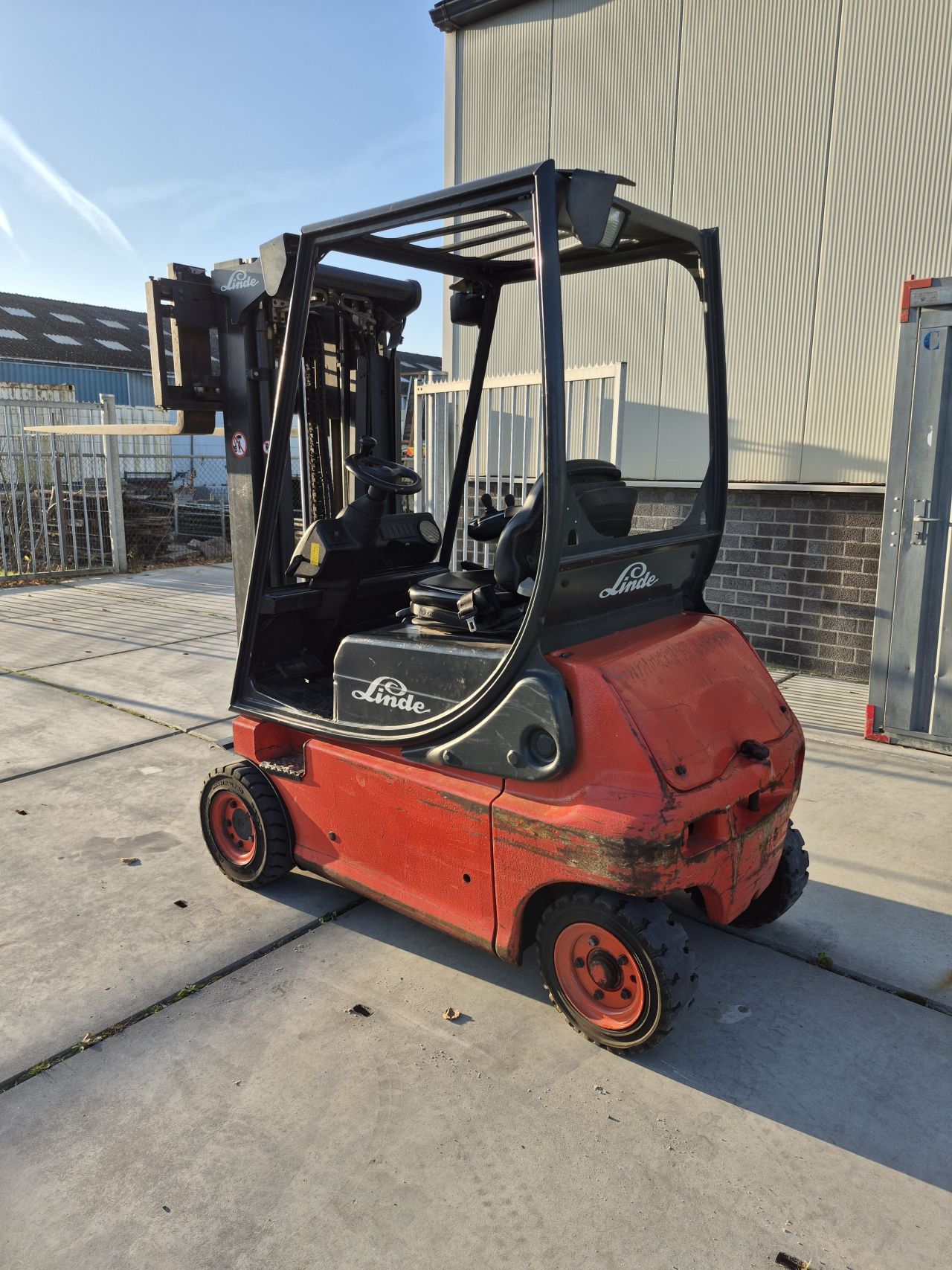 Linde E16P-02 triplex sideshift 4.490 mm bj 2003 7702 uur