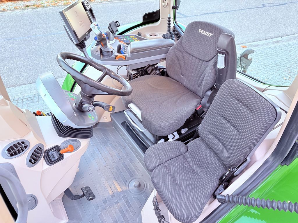 Fendt 724 S4 Profi Plus