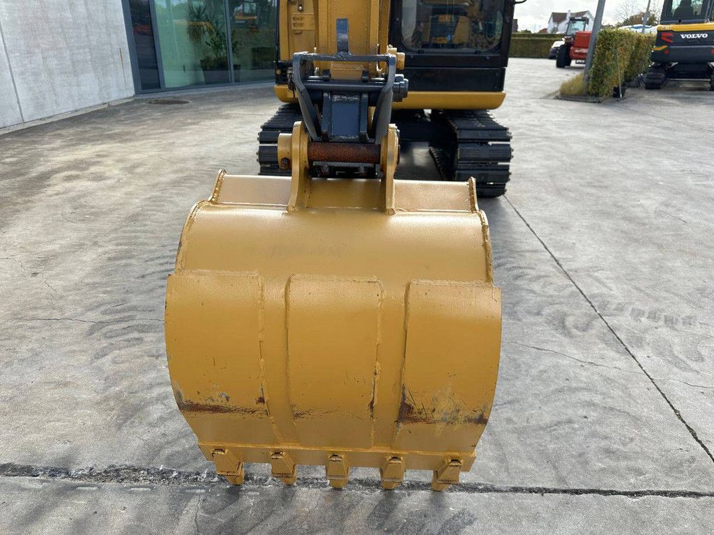 Crawler excavator Caterpillar 305.5E2 Diesel 2017