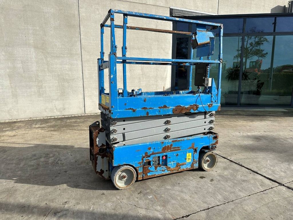 Scissor lift Genie GS-1930 Electric 7.85m 2015