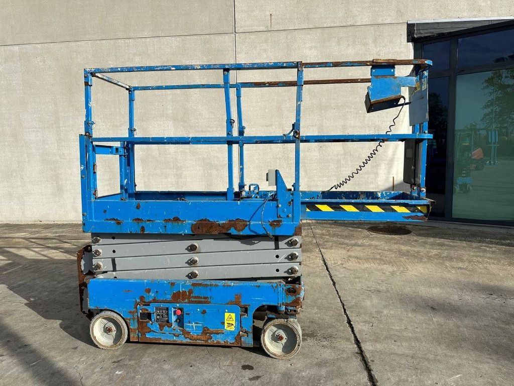Scissor lift Genie GS-1930 Electric 7.85m 2015
