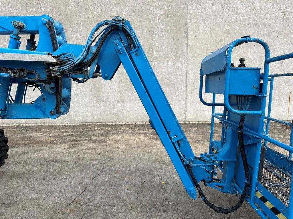 Gelenkteleskoparbeitsbühne Genie Z45/25 Diesel 13,8 m 2000