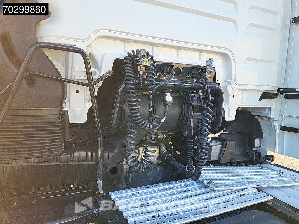 MAN TGX 18.460 4X2 XLX Retarder 2x Tanks