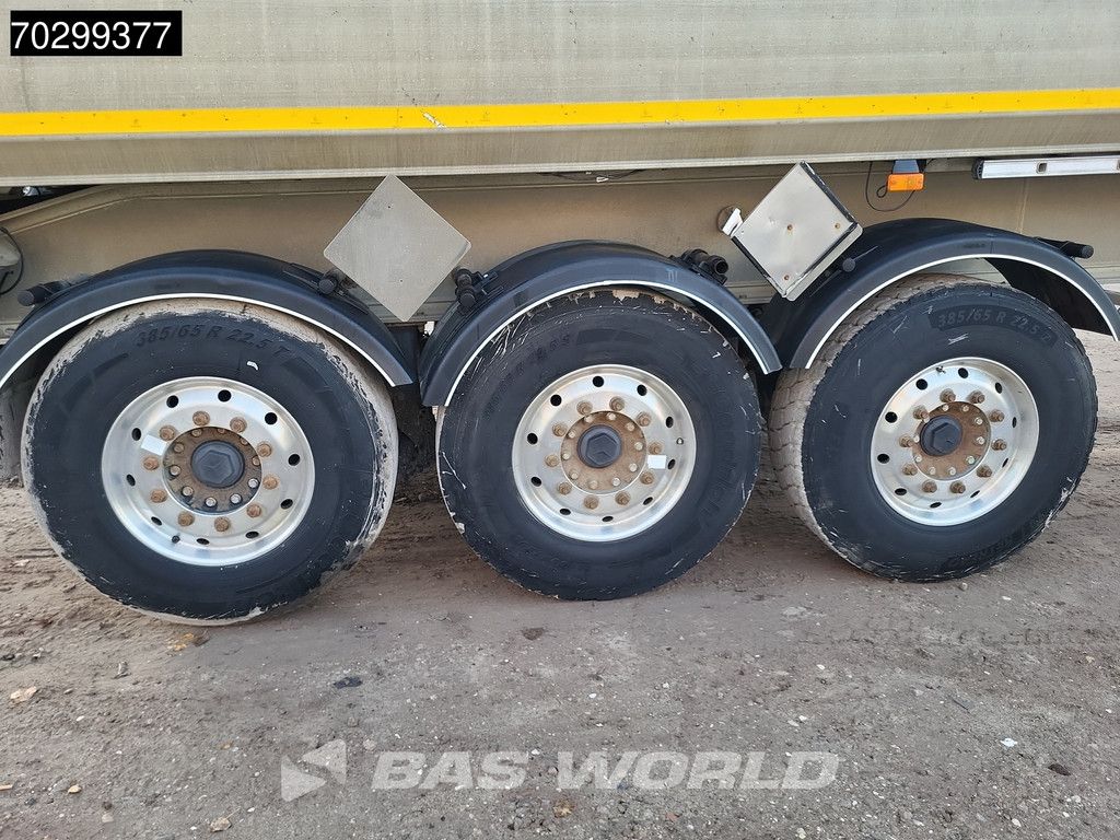 Benalu BEN 3 Achsen Liftachse 24m3 ADR
