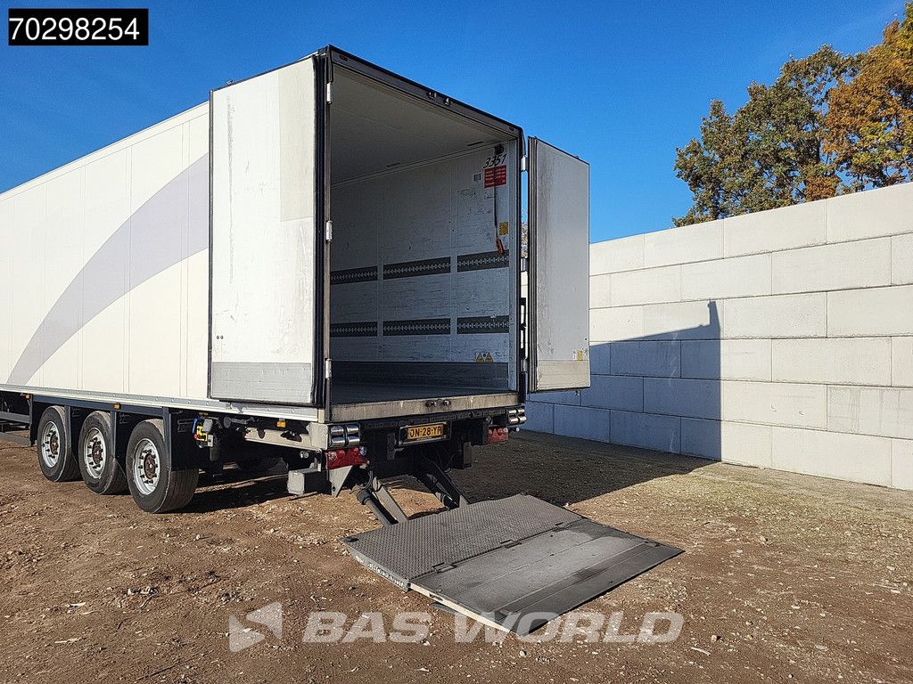 Schmitz Select Carrier Vector 1550 3 Achsen TUV 10/26 2x Tailgate Lifting Axle