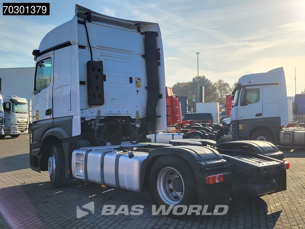 Mercedes Actros Actros 1845 4X2 BigSpace 2x Tanks