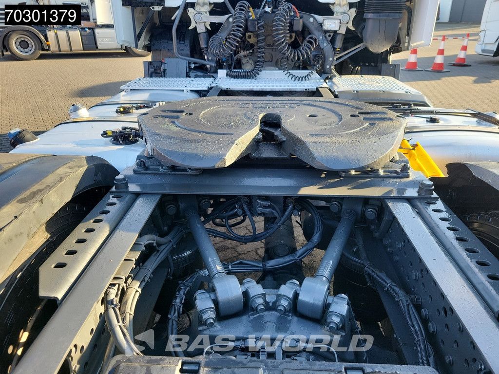 Mercedes Actros Actros 1845 4X2 BigSpace 2x Tanks