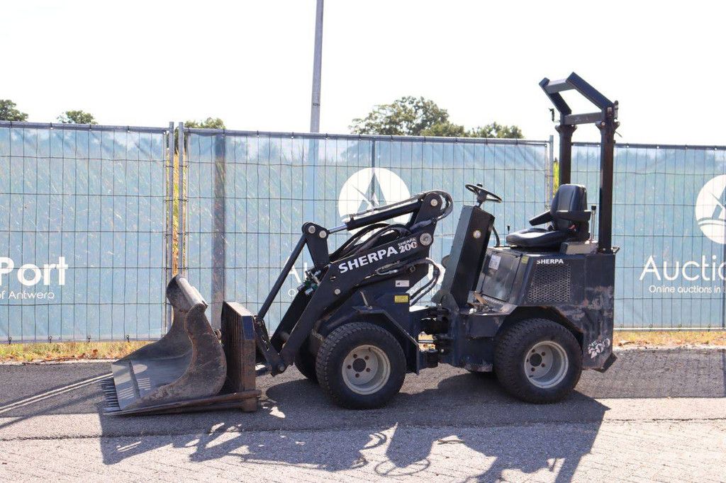 Articulated loader SHERPA SHERPA 200 Diesel 18kW 2011