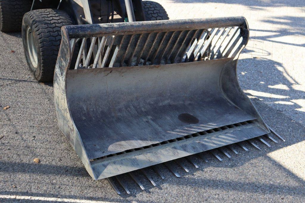 Articulated loader SHERPA SHERPA 200 Diesel 18kW 2011